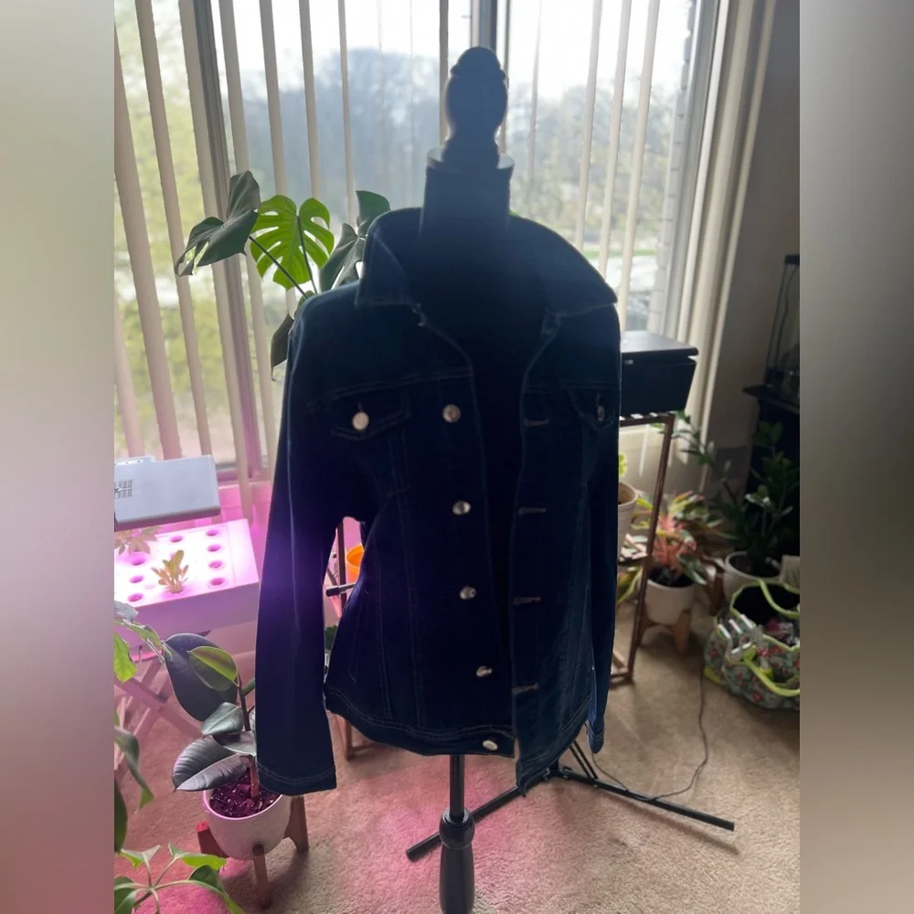 Patch Jean Jacket - Picture 4 of 4
